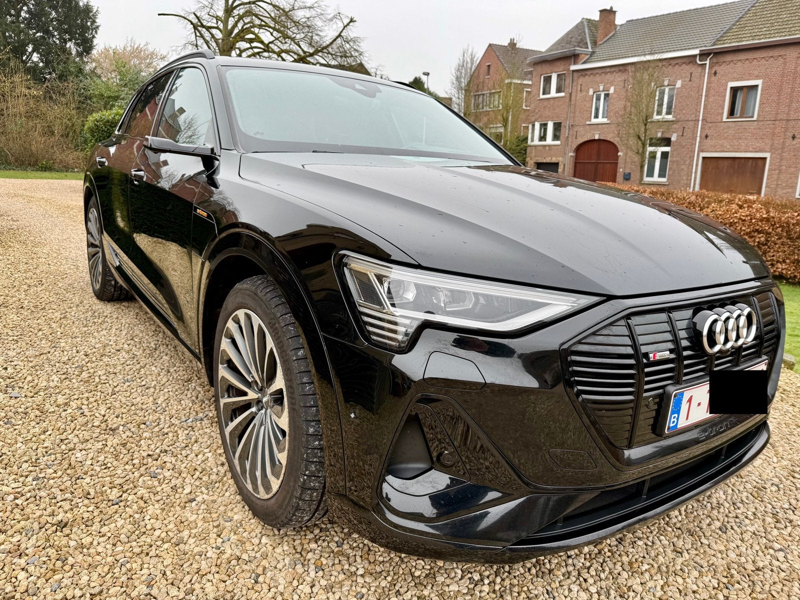 Audi e-tron 55 quattro sline, Autos, Audi, Cuir, Achat, Euro 6, Entretenue par le concessionnaire