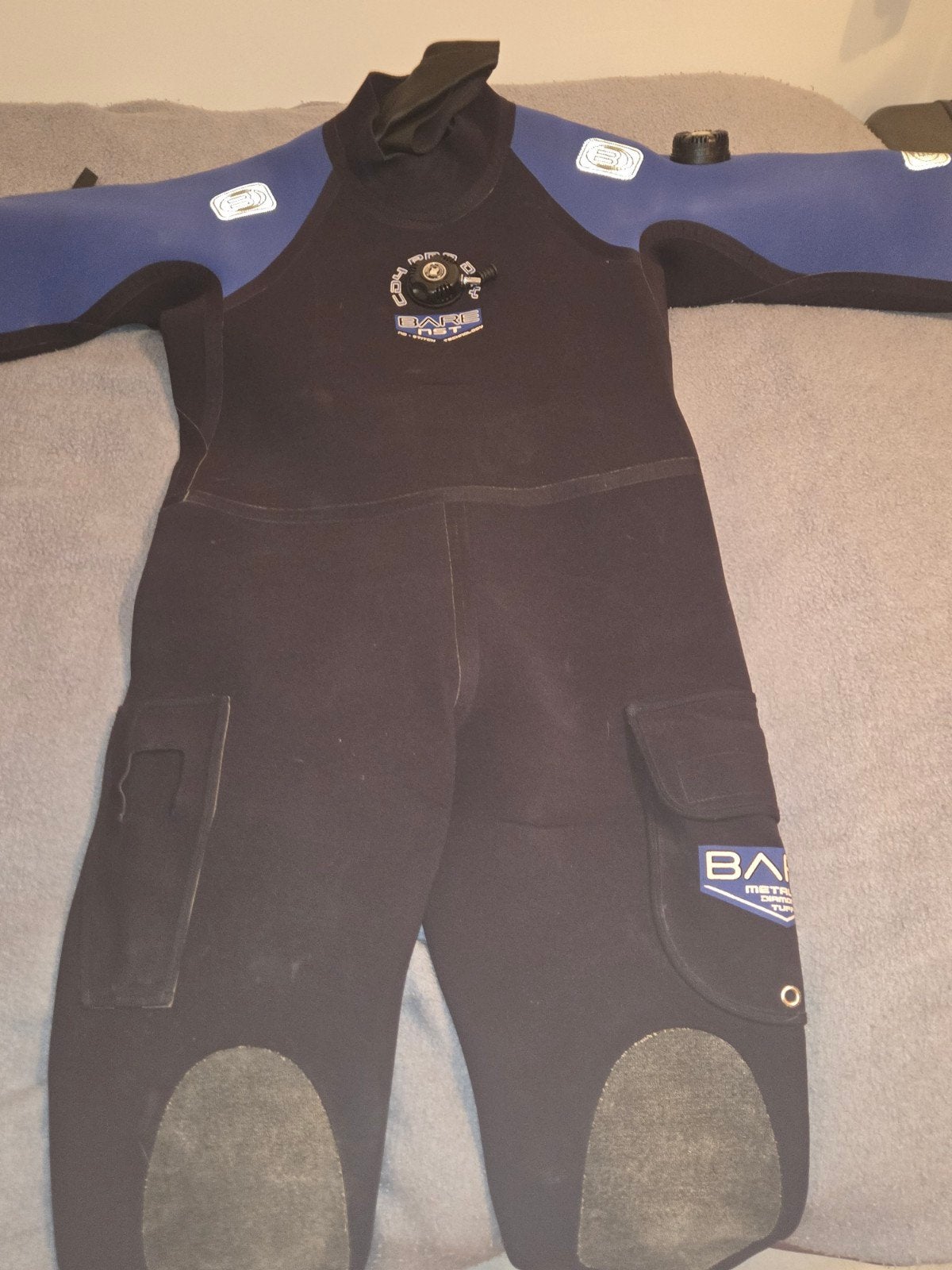 combinaison étanche bare CD4 pro dry, Sports nautiques & Bateaux, Enlèvement ou Envoi, Utilisé, Combinaison de plongée
