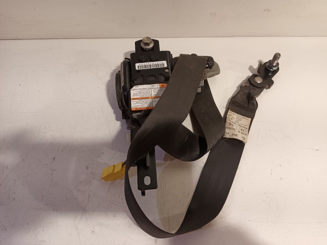 Veiligheidsgordel links voor Honda FR-V, Onderdelen@venauto.nl, Ettenseweg 76, 4706 PB Roosendaal, The Netherlands, Enlèvement ou Envoi