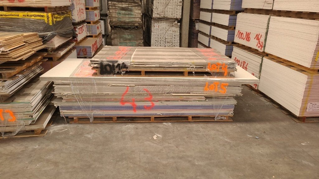 Platen gyproc LOT 4, Doe-het-zelf en Bouw, Hout en Planken, Zo goed als nieuw, Pallet, Overige houtsoorten, Minder dan 200 cm