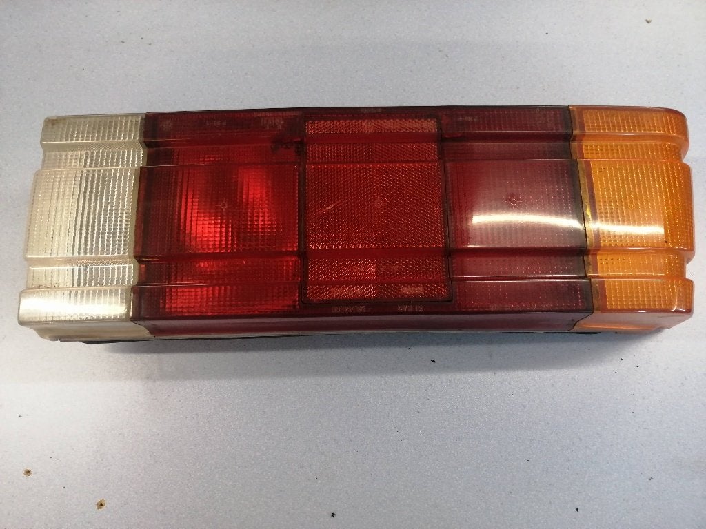 FEU ARRIÈRE DROIT MASERATI BITURBO, Enlèvement ou Envoi, Utilisé, Maserati