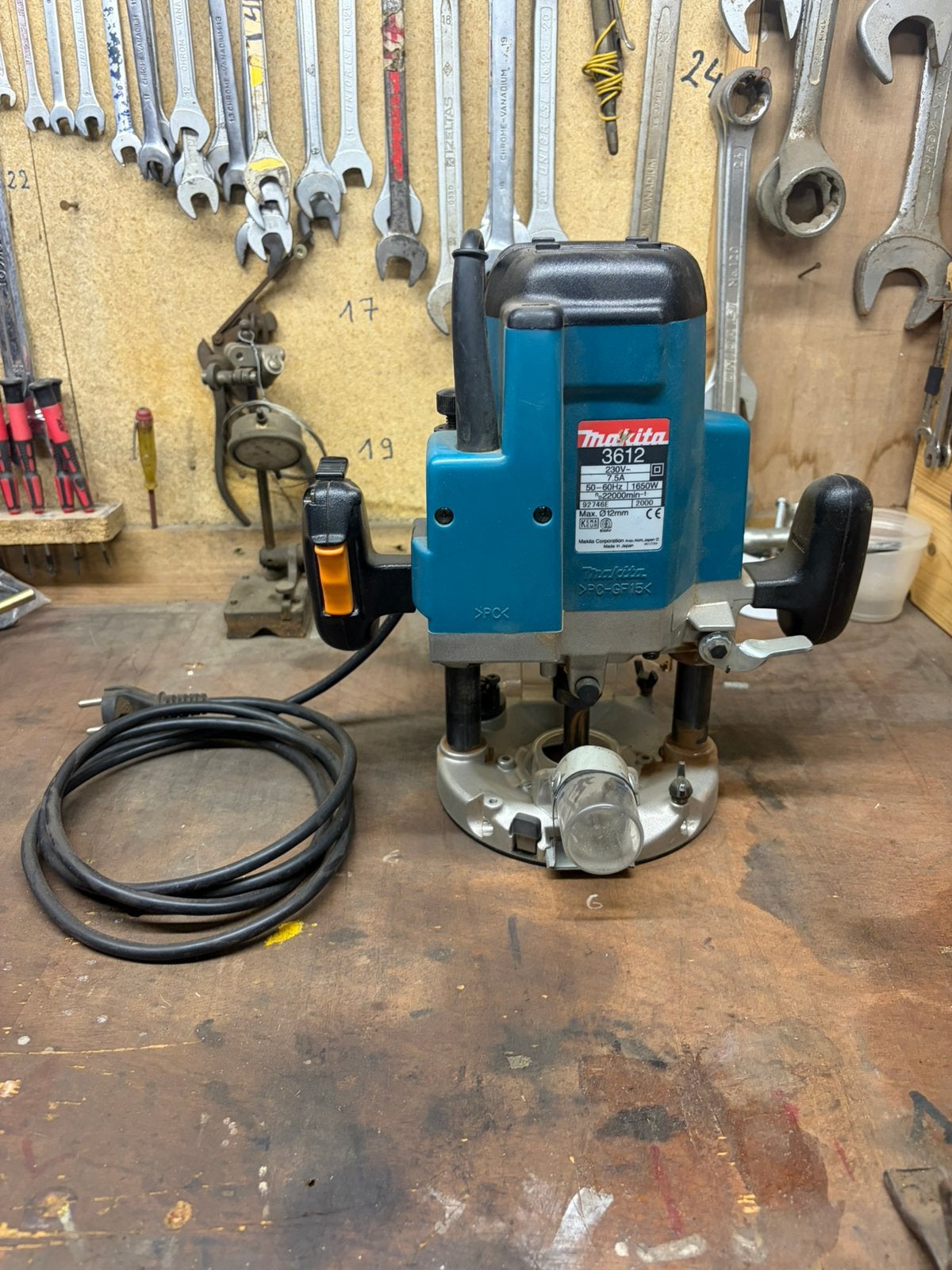 makita 3612 bovenfrees 1650W, Ophalen, Zo goed als nieuw, Elektrisch, Bovenfrees