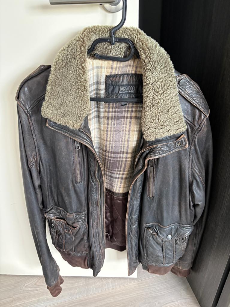 Oakwood leather jacket, Ophalen, Gedragen