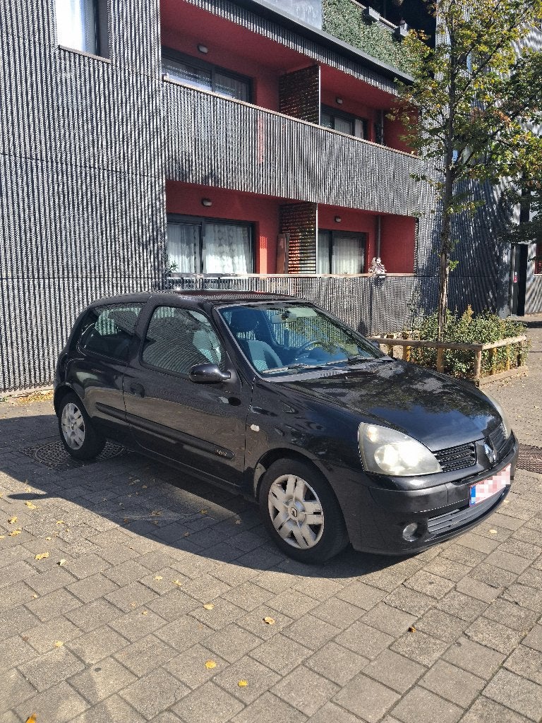 Renault Clio 1.2 Petrol klaar voor licentie, Auto's, Zwart, Handgeschakeld, Particulier, Dealer onderhouden
