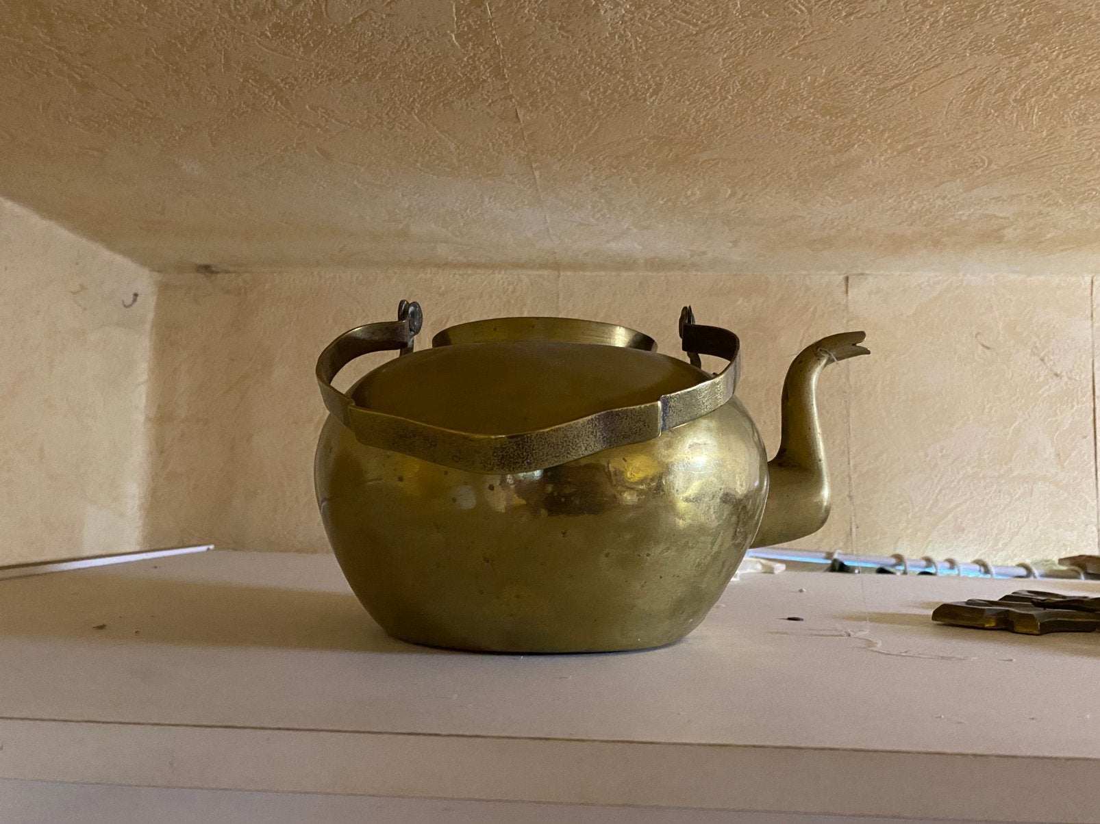 messing waterketel of theepot, Antiquités & Art, Antiquités | Bronze & Cuivre, Enlèvement ou Envoi