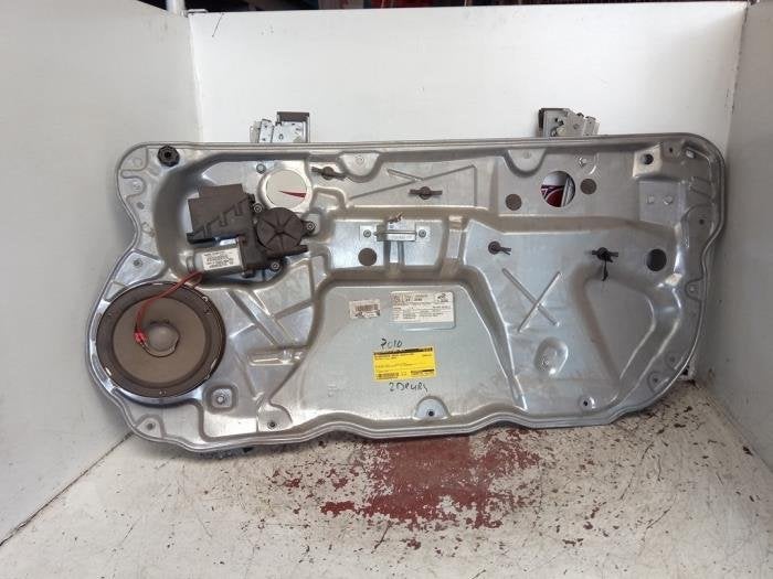 Mécanique vitre 2portes avant droite d'un Volkswagen Polo, -, Volkswagen, -, 3 mois de garantie