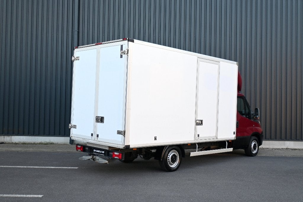 Iveco Daily 35S15 Meubelbak kist 150PK AC, Trekhaak 3.5T, Euro 5, 110 kW, Entreprise, Boîte manuelle
