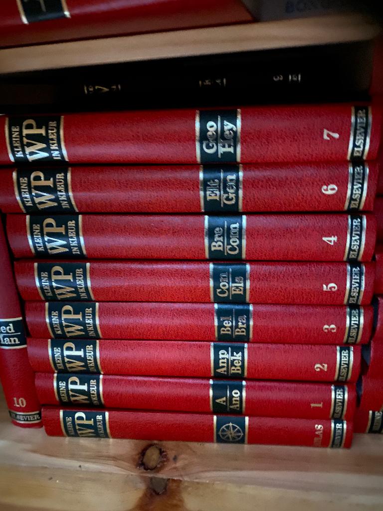 Kleine WP Encyclopedie, Complete serie, Ophalen of Verzenden, Zo goed als nieuw, Algemeen