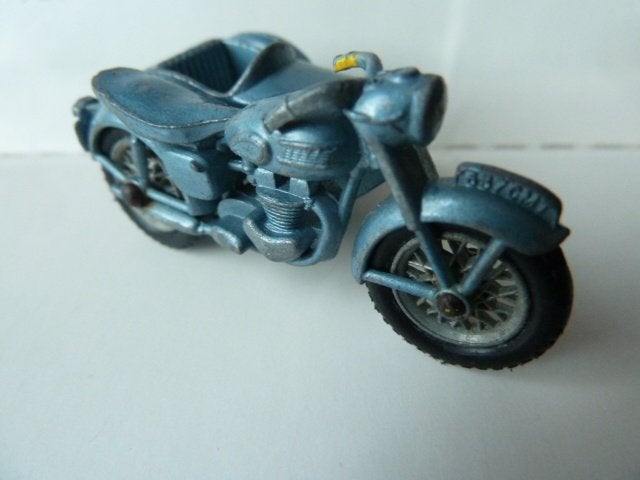 Rare: Moko Lesney Triumph T110, N4, moto et side-car,1960, Particulier