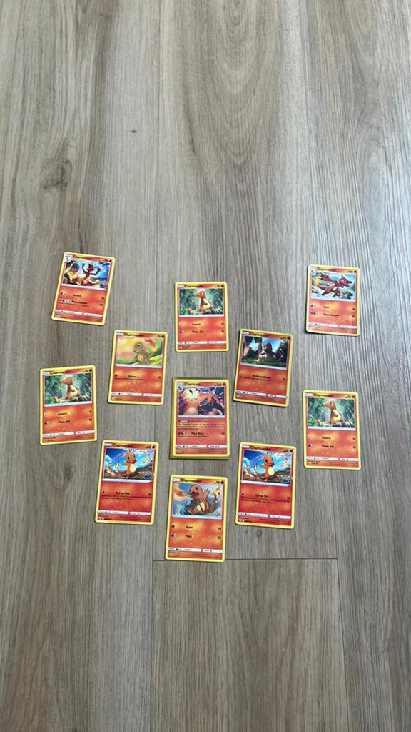 Zeldzame Charizard,charmanders,charmeleon bundel., Ophalen of Verzenden, Zo goed als nieuw, Meerdere kaarten, Foil