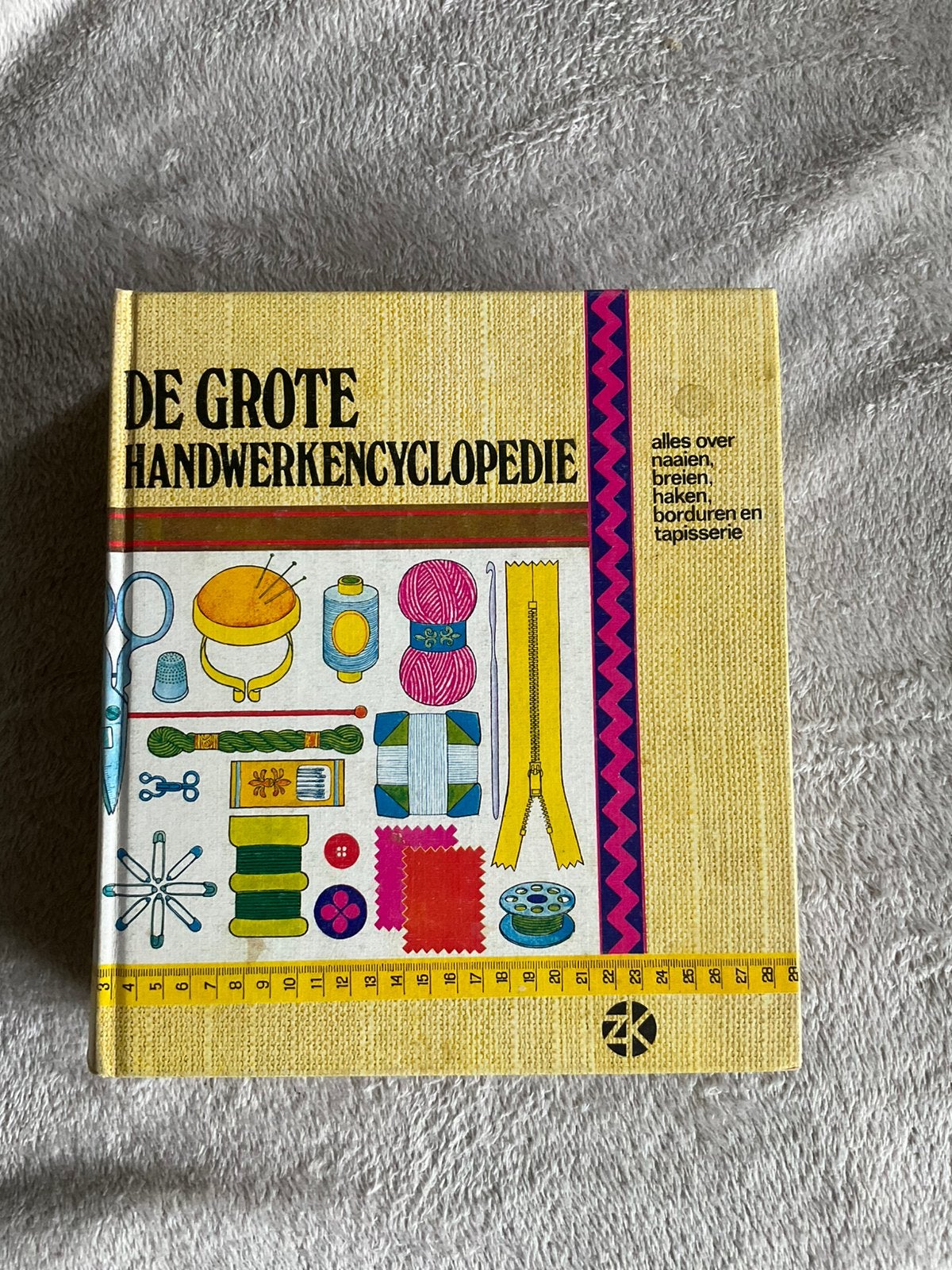 De Grote Handwerkenencyclopedie, Ophalen, Zo goed als nieuw, Breien en Haken