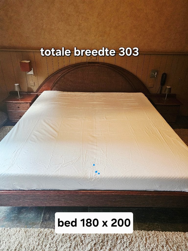 Bed en nachtkastjes in rotan, Comme neuf, Enlèvement, 180 cm, 200 cm
