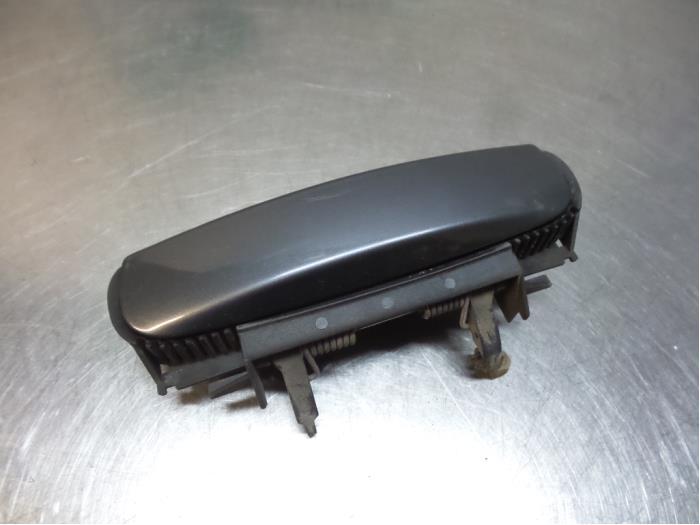 Poignée portière 4portes arrière droite d'un Audi A4 (A4, -, Audi, Utilisé, -