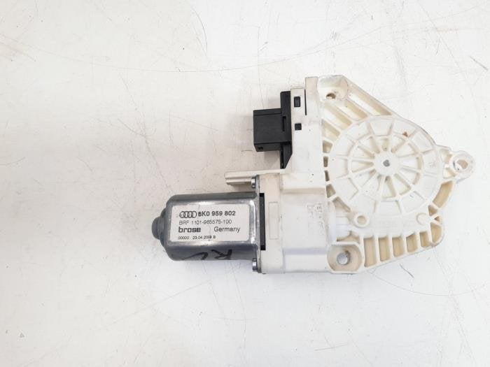 Moteur de vitre portière d'un Audi A4, Autos : Pièces & Accessoires, -, 3 mois de garantie, Audi, Utilisé