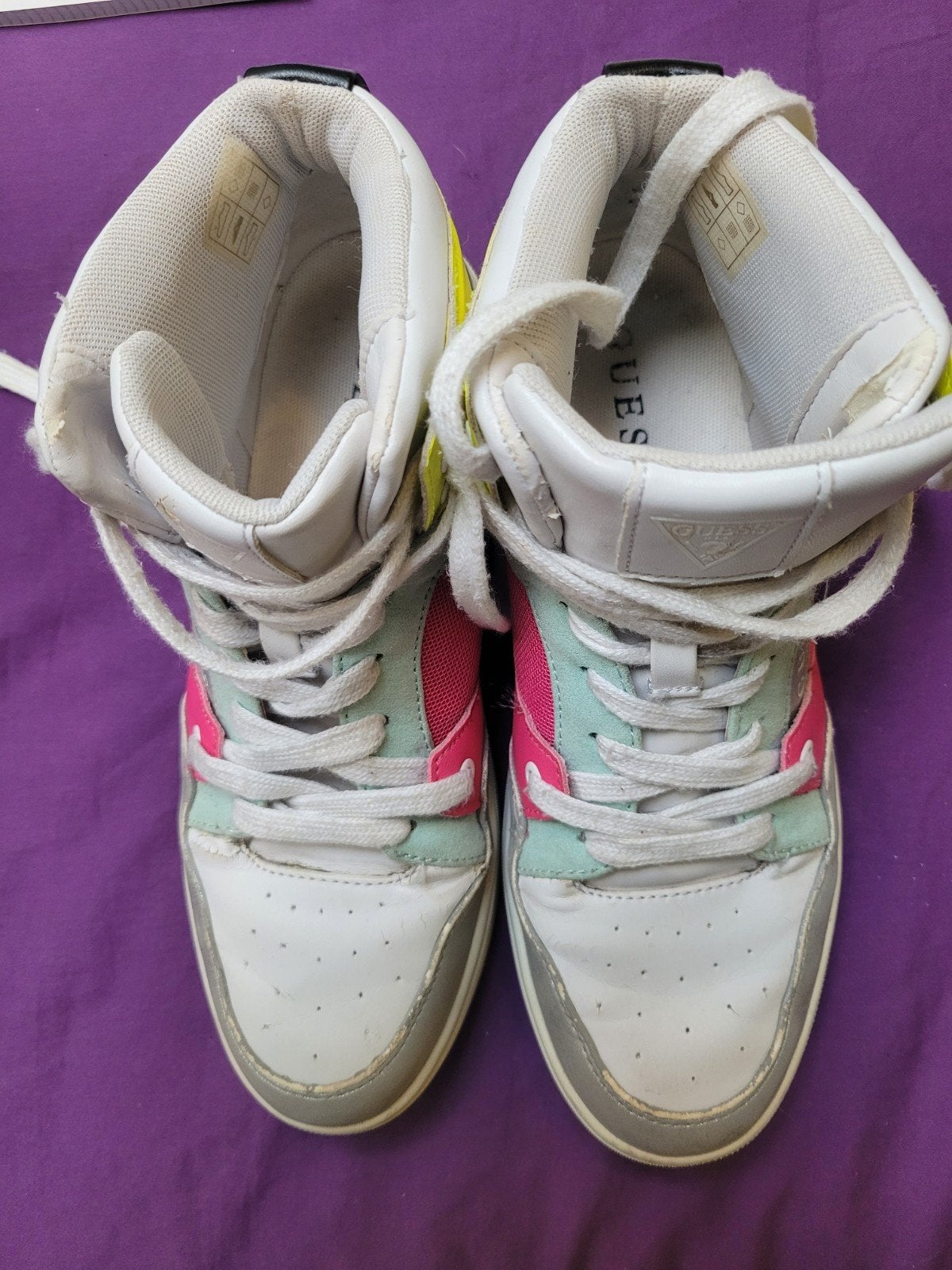 GUESS Justis 2 High-Top Sneakers – Kleurrijk – Maat 40, Ophalen of Verzenden, Zo goed als nieuw, Schoenen, Overige merken