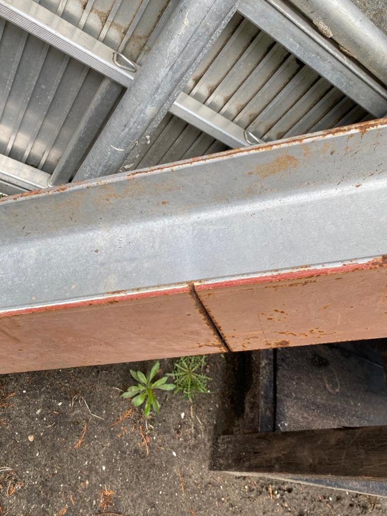 Een poutrel  160x160mm 140cm lang, Ophalen