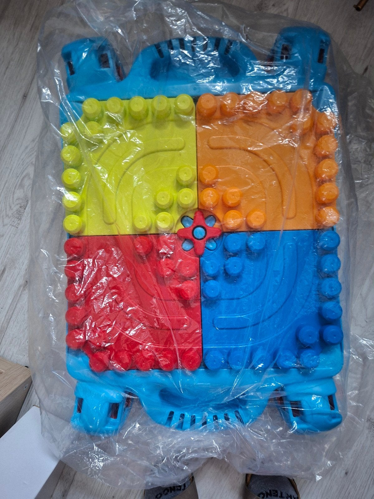 mega blocks speeltafel, Ophalen, Zo goed als nieuw