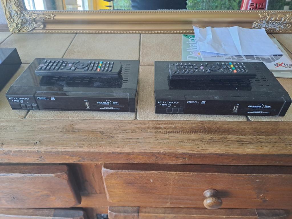 Deux décodeur fransat, TV, Hi-fi & Vidéo, TV, Hi-fi & Vidéo Autre, Enlèvement