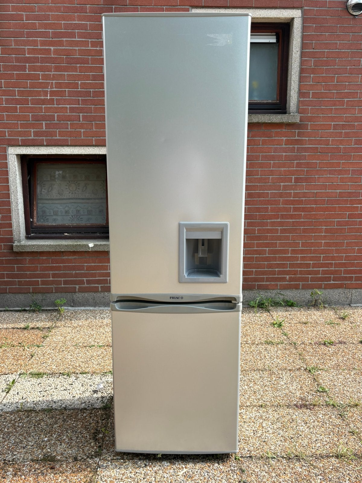 Friac A++ koelkast met diepvries te koop, Elektronische apparatuur, Koelkasten en IJskasten, Ophalen, Zo goed als nieuw