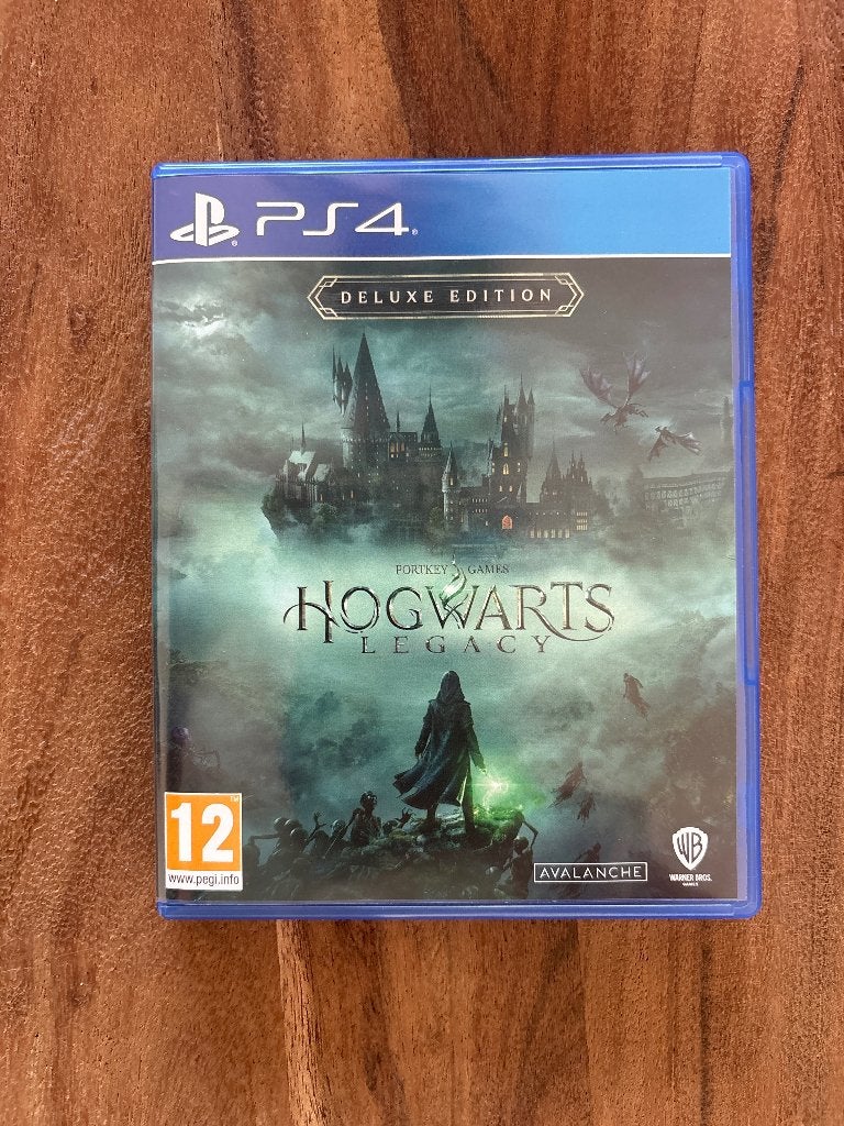 Hogwarts legacy deluxe edition ps4 voor 18 euro, Games en Spelcomputers, Games | Sony PlayStation 4, Ophalen of Verzenden, Nieuw
