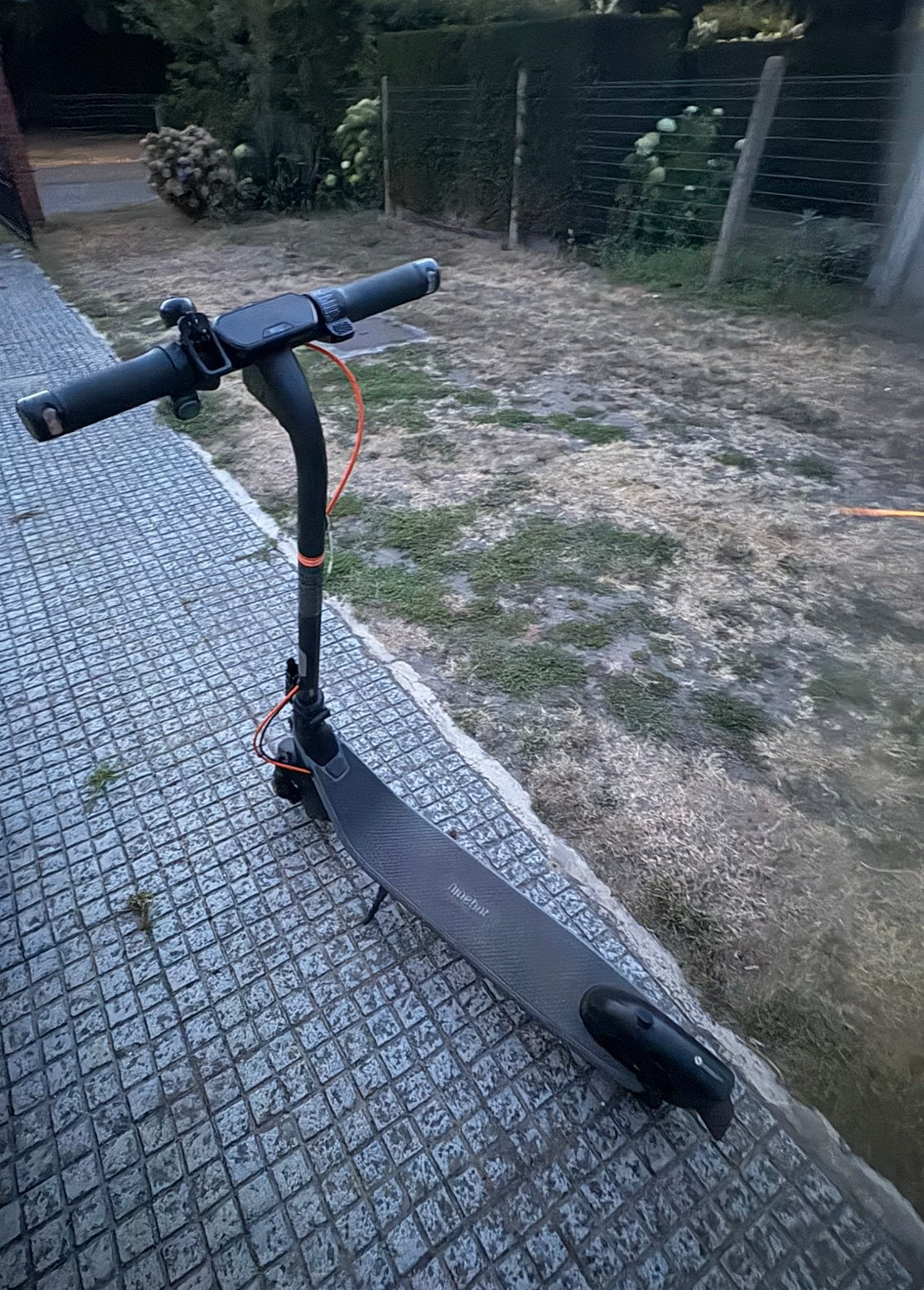 Ninebot elektrische step, Enlèvement ou Envoi, Comme neuf
