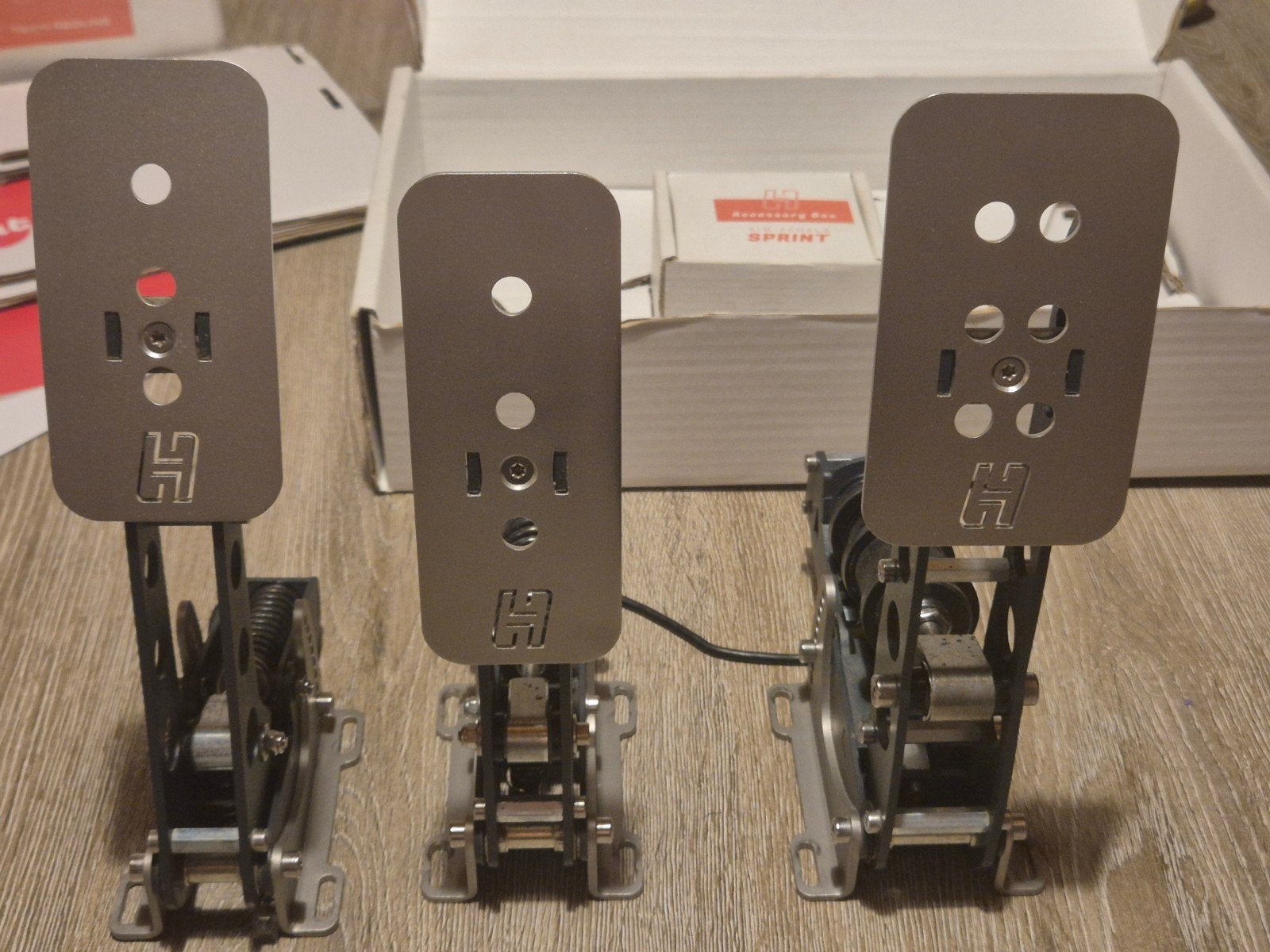 Heusinkveld Sim Pedals Sprint (3 pedalen + accessoirebox), Ophalen of Verzenden, Gebruikt, Heusinkveld