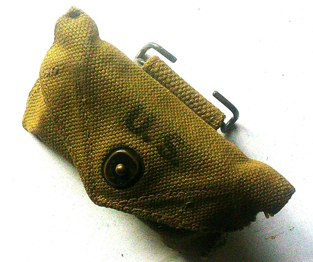 US 1942 Army First Aid Field Pouch régimentée + son contenu, Envoi, Armée de terre, Autres types