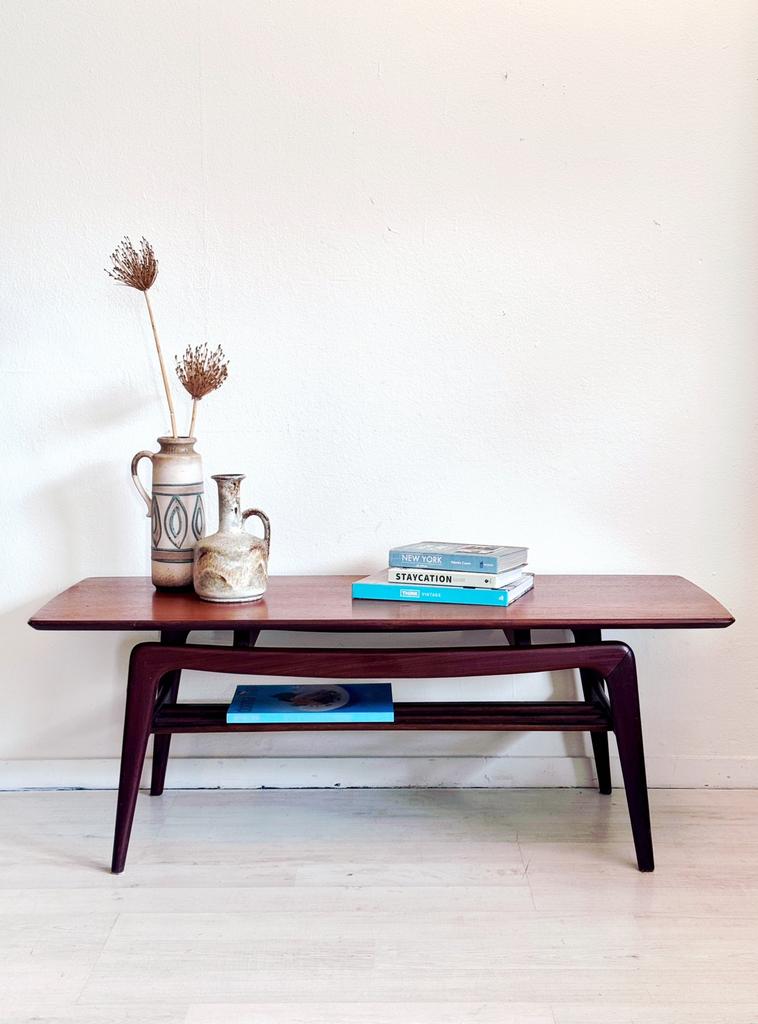 Vintage salontafel Louis van Teeffelen jaren 60 teak, Huis en Inrichting, Tafels | Sidetables, Ophalen, Zo goed als nieuw, Midcentury vintage