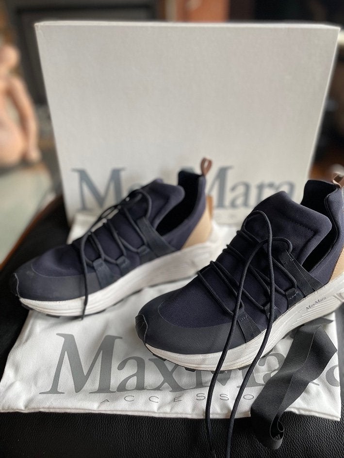 Max Mara sneakers maat 37 – uitstekende staat, Blauw, Max Mara, Ophalen of Verzenden, Zo goed als nieuw