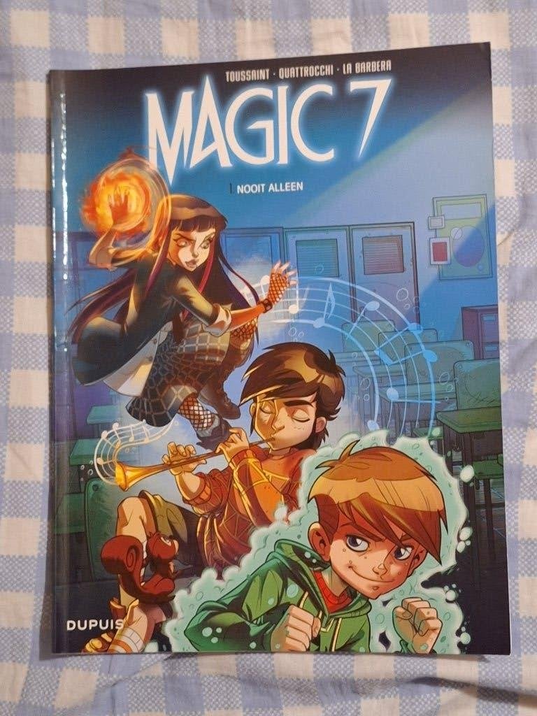 Magic 7 1: nooit alleen, Eén stripboek, Ophalen of Verzenden, Zo goed als nieuw