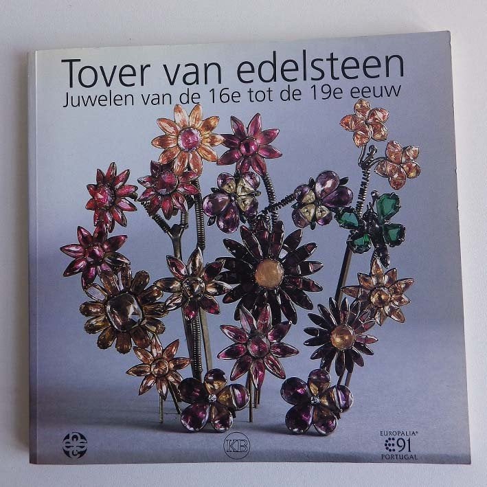 Tover van Edelsteen., Ophalen, Zo goed als nieuw
