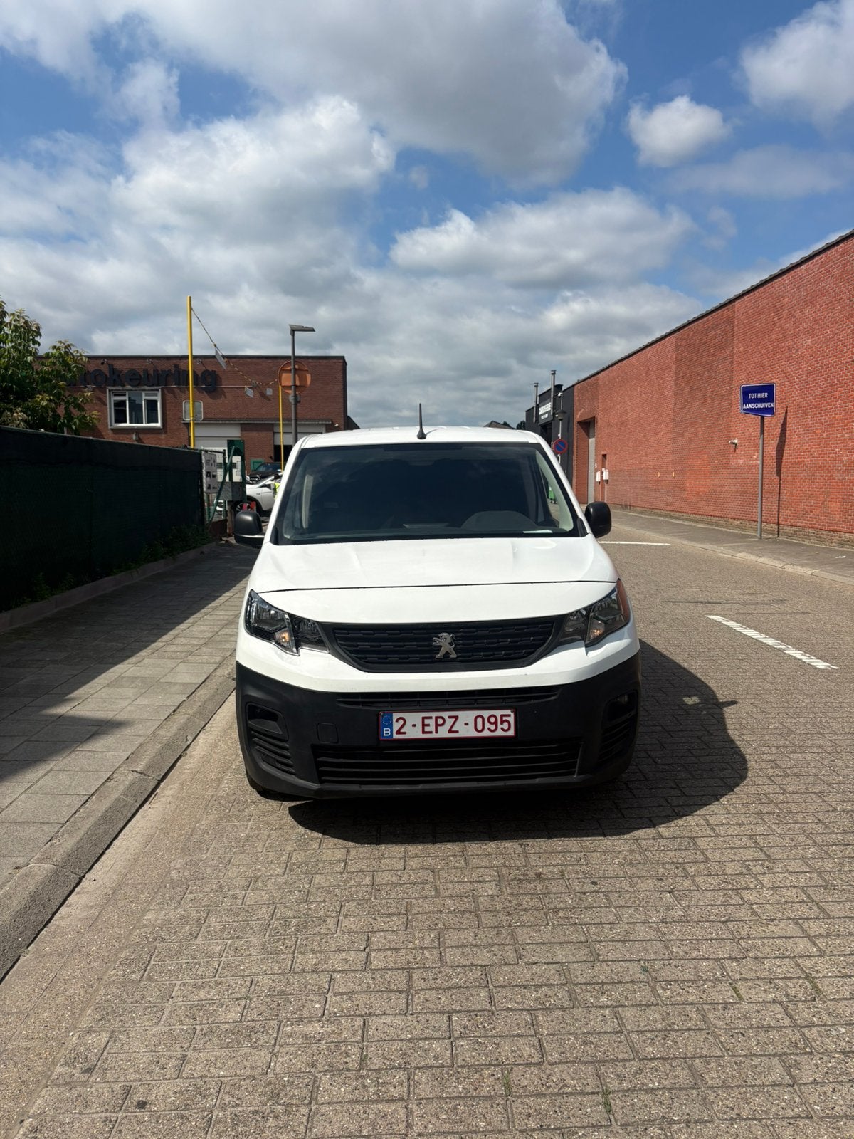 Peugeot Partner 1.5 BlueHDi 130 CV (96 kW) | 115 000 km, Autos, Camionnettes & Utilitaires, Particulier, Air conditionné, Peugeot