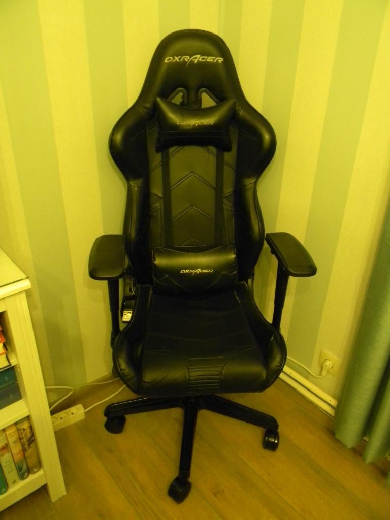 Gamechair, Huis en Inrichting, Ophalen, Zwart, Zo goed als nieuw, Gaming bureaustoel
