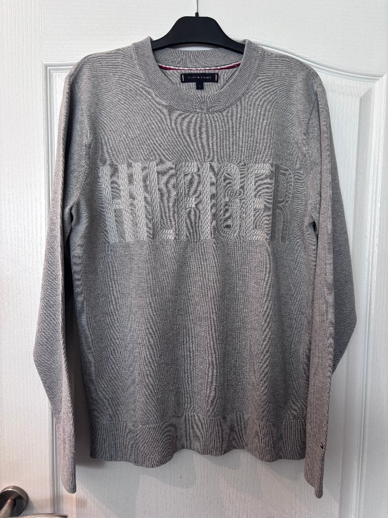 Tommy Hilfiger grijze pull in goede staat Medium, Vêtements | Hommes, Pulls & Vestes, Gris, Enlèvement ou Envoi, Tommy hilfiger