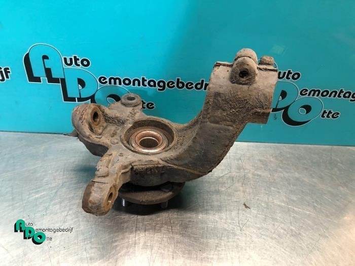 Fusee rechts-voor van een Ford Mondeo (Mondeo 07-), Gebruikt, -, -, Ophalen of Verzenden
