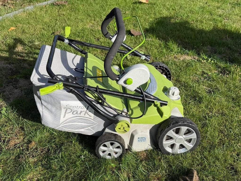 Elektrische verticuteerder 36cm 1500W, Tuin en Terras, Ophalen, Gebruikt, Elektrisch, Central park
