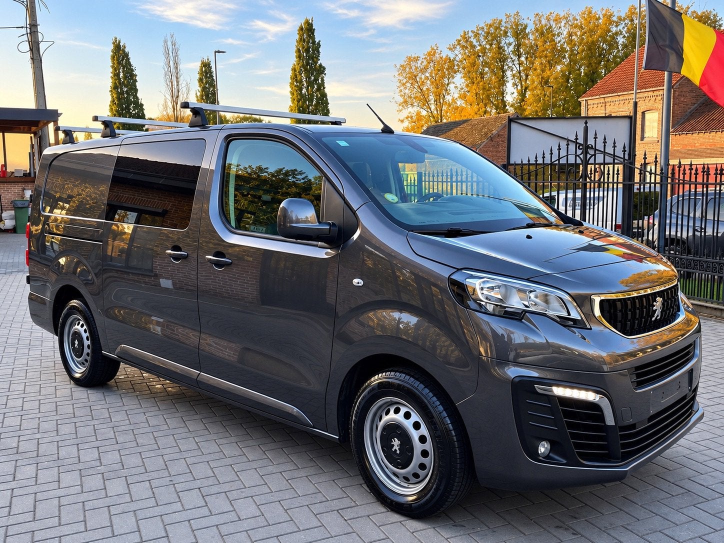Peugeot Expert Double Cabine 2020 L2, https://public.car-pass.be/vhr/c4e0bd58-4533-4d2b9a5a3a0B1p2f09, 6 portes, Euro 6, Entreprise
