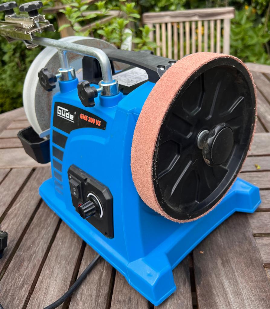 Güde GNS 200 VS 120 W, disque abrasif sec et humide 200 mm, Enlèvement, Comme neuf, Moins de 700 watts, Autres types