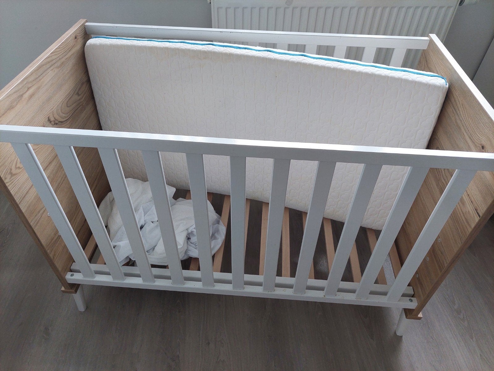 Babybedje, aerosleep matras en 4 matrasbeschermers, Kinderen en Baby's, Babywiegjes en Ledikanten, Ophalen, Gebruikt, Overige typen