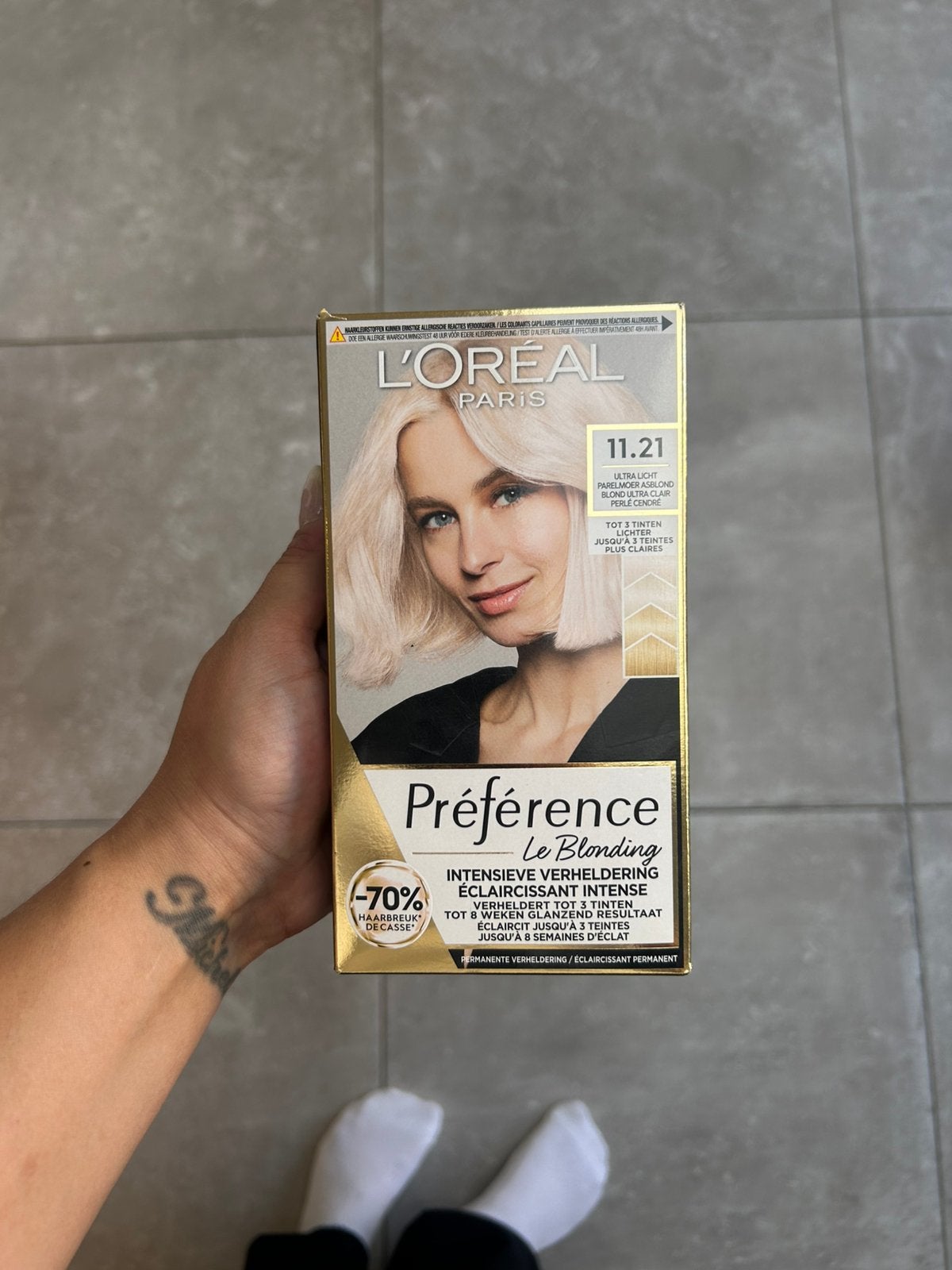 Coloration des cheveux, Enlèvement, Neuf