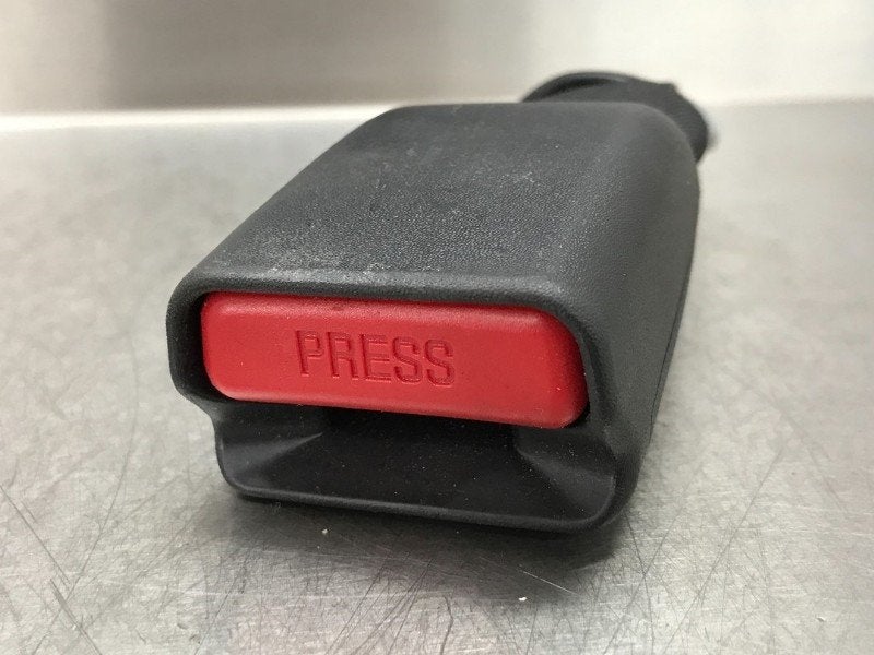 BOUCLE DE CEINTURE ARRIÈRE GAUCHE Toyota Aygo (B40), Utilisé, Toyota