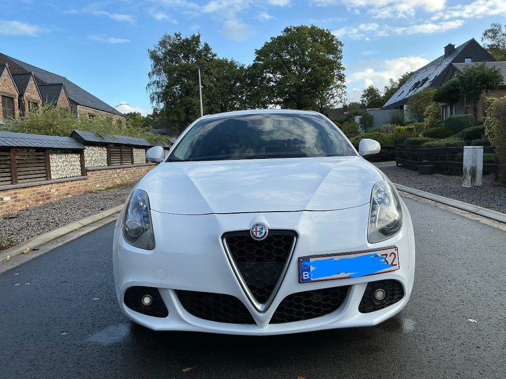Alfa Romeo Giulietta 1.6 années 2017 0465572733, Auto's, Voorwielaandrijving, Stof, 4 cilinders, Wit