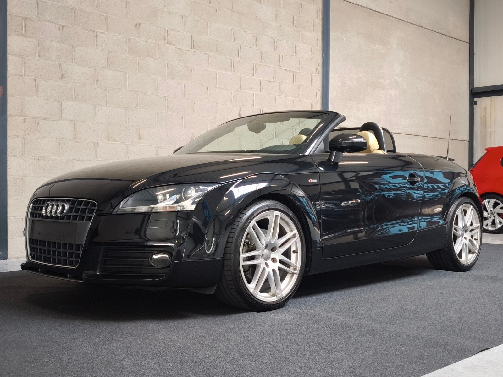 Audi TT Roadster S-Line automaat navi 19 inch velgen, Autos, Audi, Cuir, Entreprise, Cabriolet, Carnet d'entretien