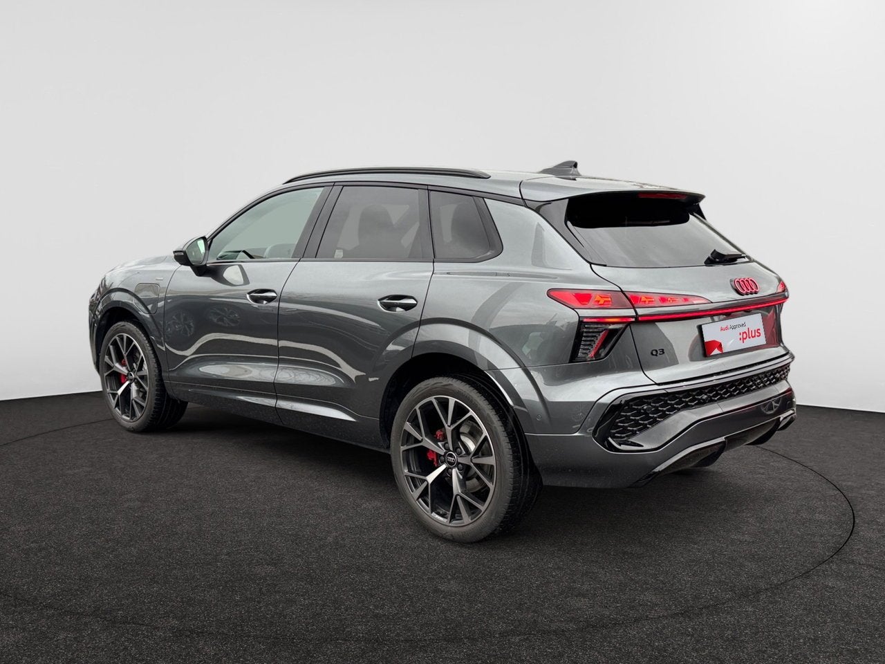 Audi Q3 SUV e-hybrid (PHEV) Audi Q3 SUV Corporate S e-hybrid, Auto's, Automaat, 48 g/km, Isofix, Hybride Elektrisch/Benzine