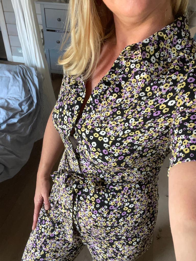Bloemetjes jumpsuit monki, Kleding | Dames, Jumpsuits, Ophalen, Zo goed als nieuw, Maat 36 (S)