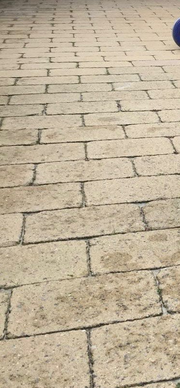 Gratis betonklinkers oprit, Tuin en Terras, Ophalen, Gebruikt, Klinkers, 10 m² of meer