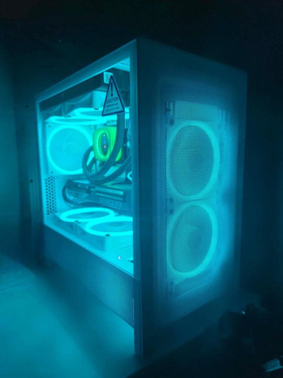 PC de jeu Mini-ITX blanc haut de gamme, Enlèvement, Gaming, SSD