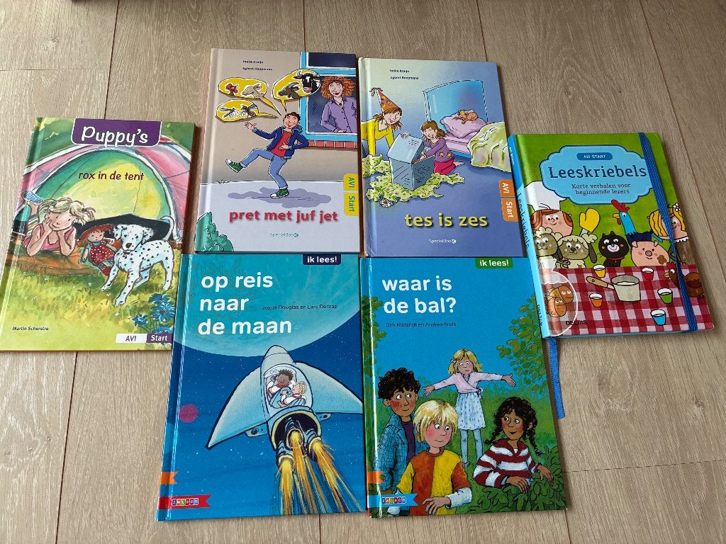 Pakket van 6 AVI start boeken (eerste lezers), Boeken, Ophalen of Verzenden, Gelezen, Fictie algemeen