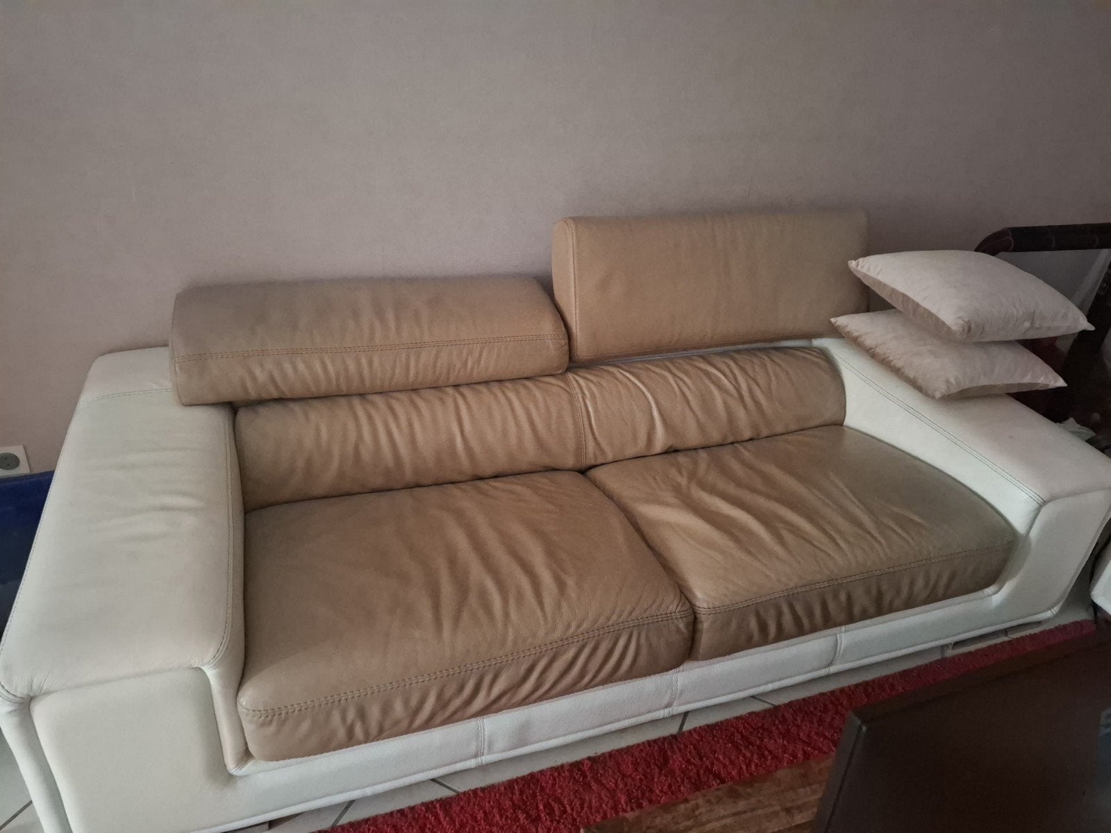 Lot de 2 sièges confortables en cuir - beige/blanc, Maison & Meubles, Enlèvement, Comme neuf, Banc droit, Cuir