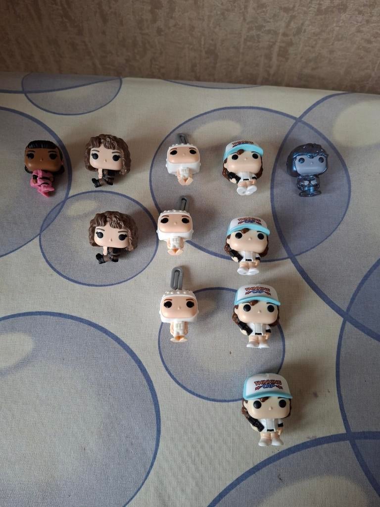 Figurines Kinder Joy Stranger Things, Collections, Enlèvement